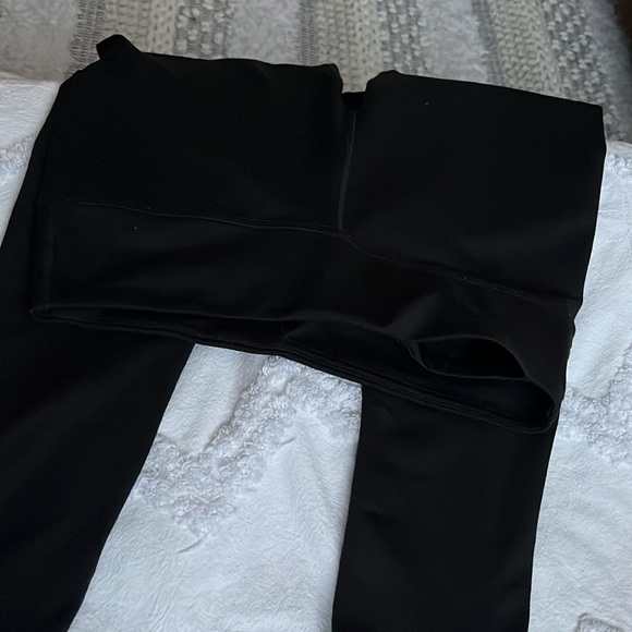 Black Fabletics Leggings - Picture 9 of 12